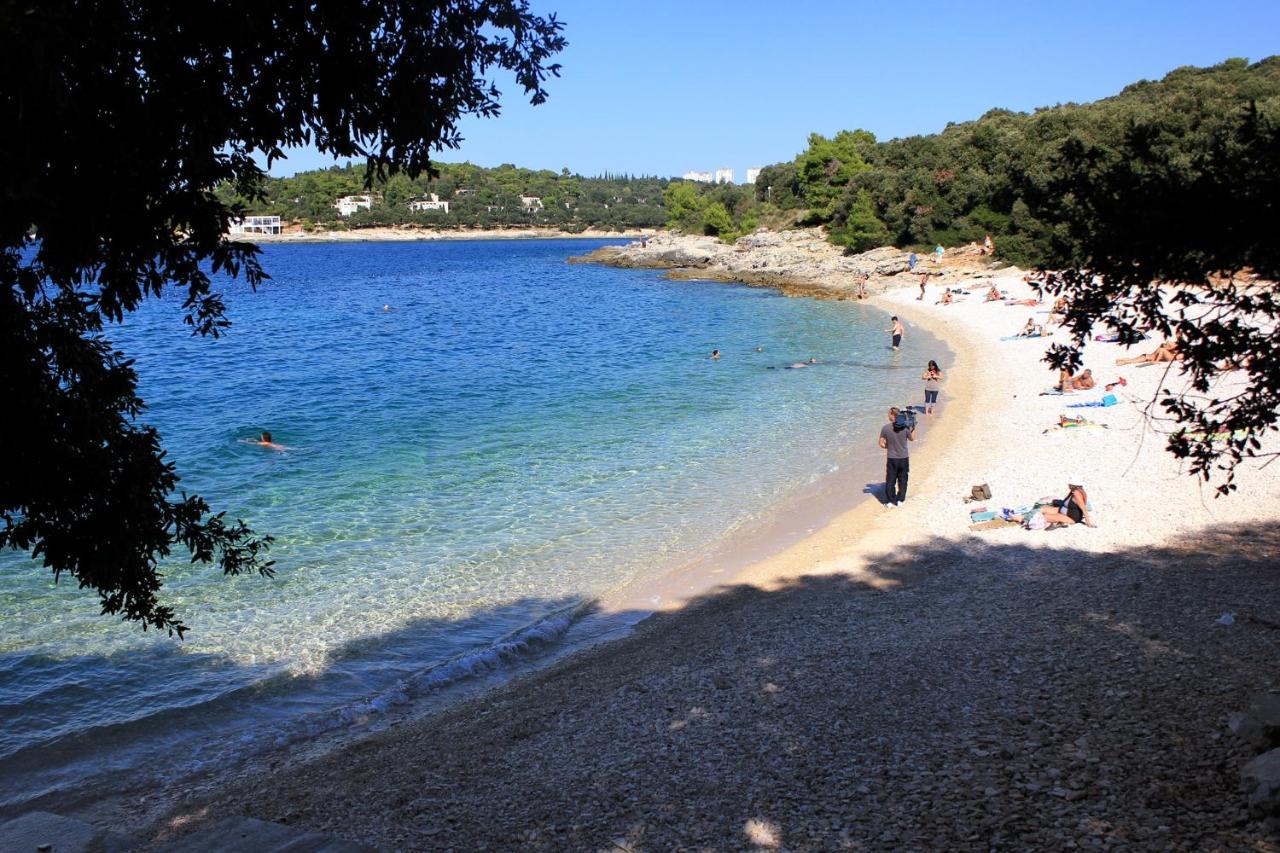 With A Parking Space - 21344 Penzion Pula